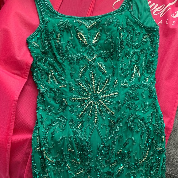 Sherri Hill Homecoming Dress - Picture 7 of 8